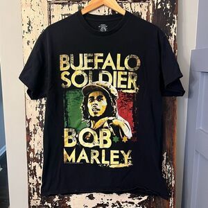 Bob Marley Buffalo Soldier size Large men’s Retro picture T-shirt. The Wailers.